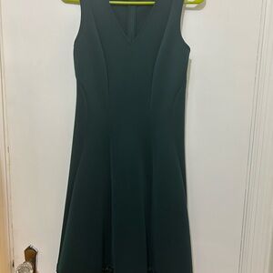 Donna Ricco Deep Green V-Neck Mini Dress